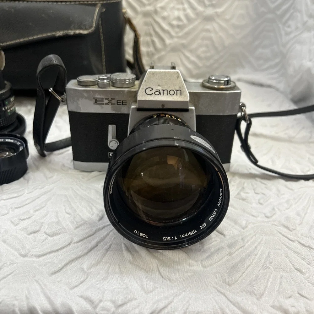 Vintage Canon FT QL 35mm Film Camera Kit Lenses Flash Bag Bundle - Picture 3 of 11